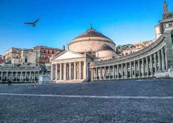 Esplorando il Golfo di Napoli
